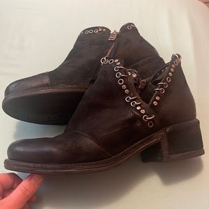 A.S. 98 Booties